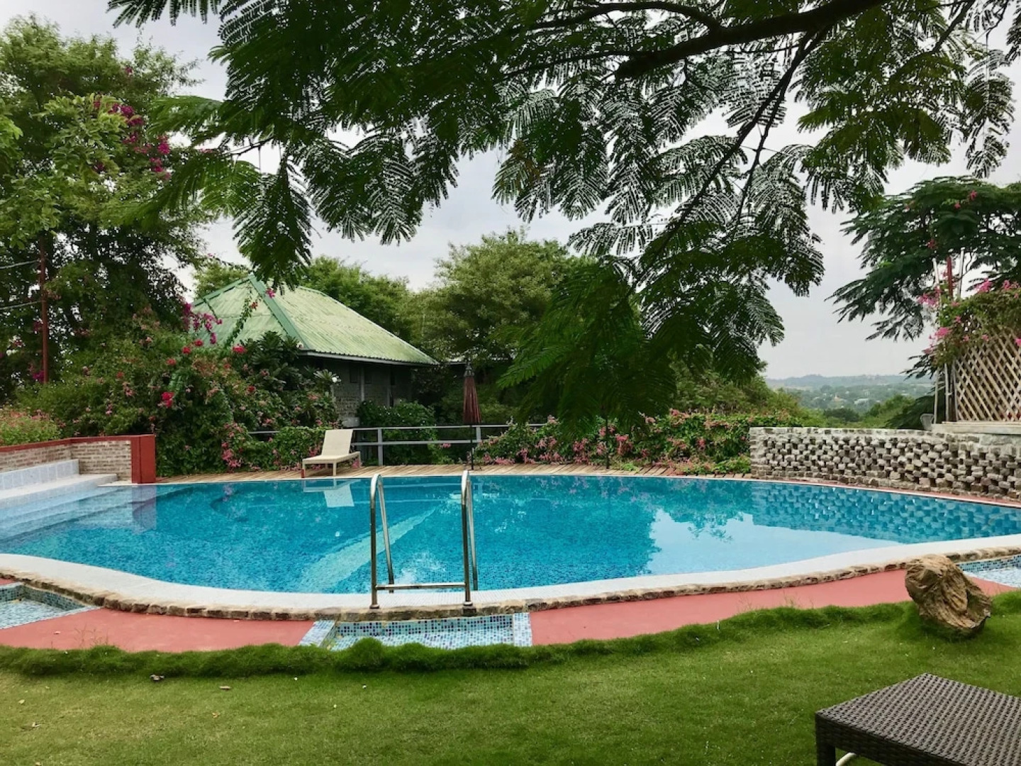 Lei Thar Gone Guest House