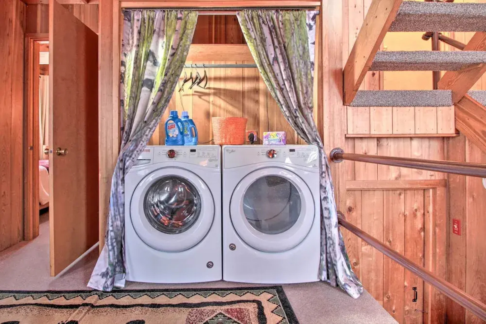 Walk to Ski Trails: Ludlow Home on Okemo Mountain!