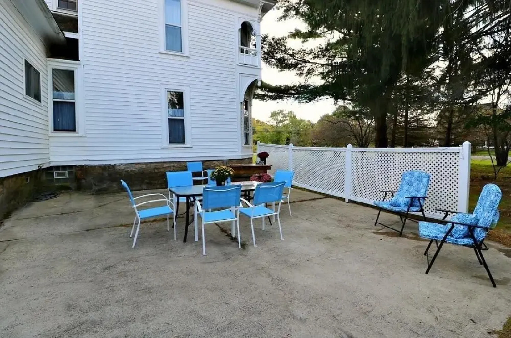 The Francis Rose House 3 Bedroom Home by Redawning