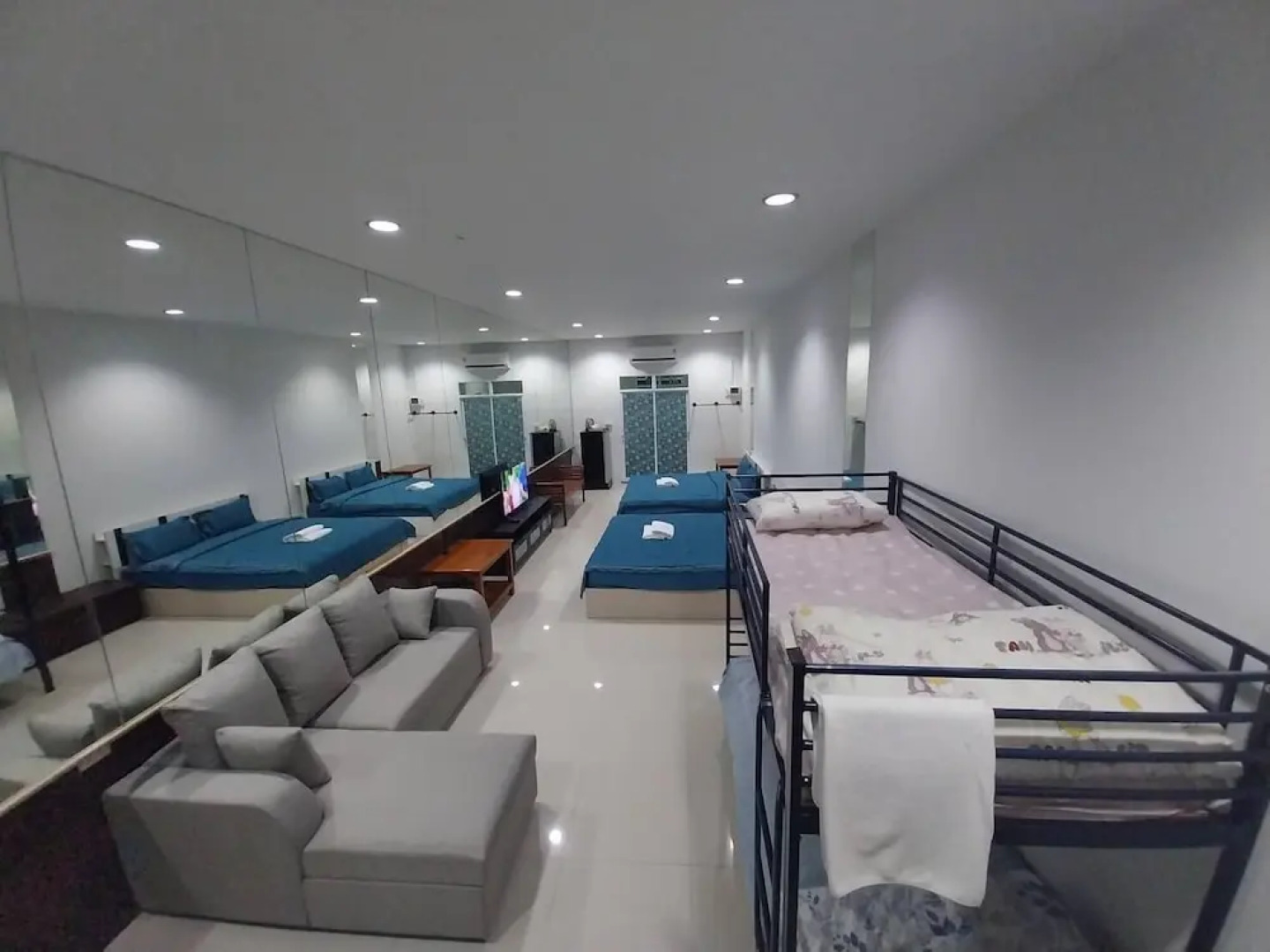 Tuscany hotel by skypark