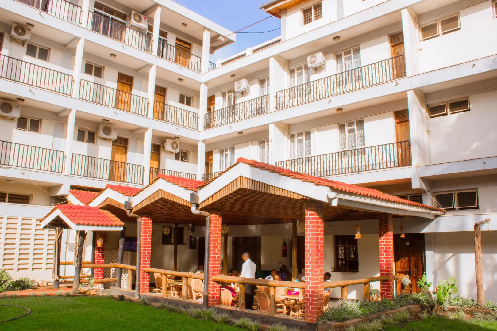 Kilimanjaro Crane Hotel