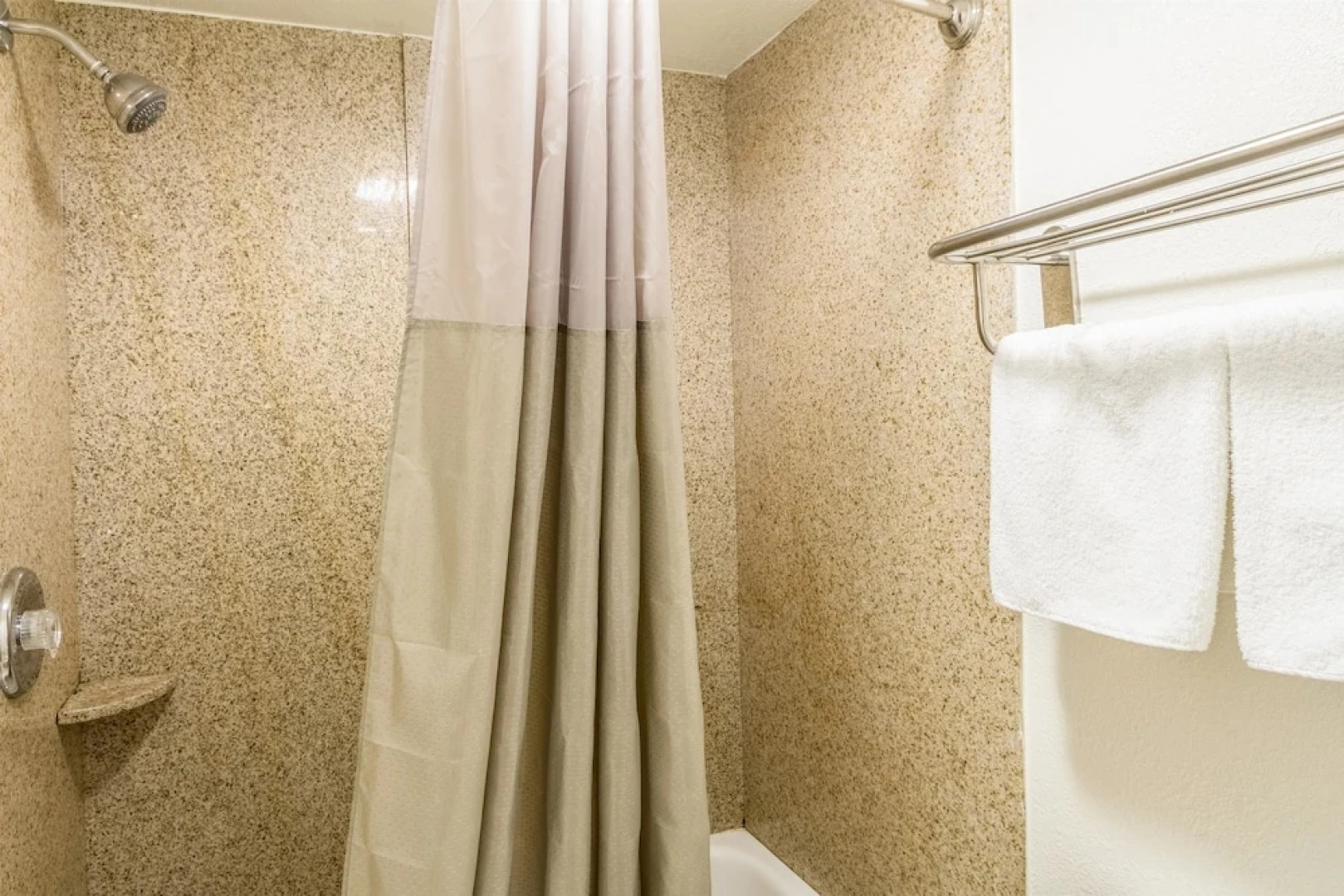 Super 8 Grove City OH