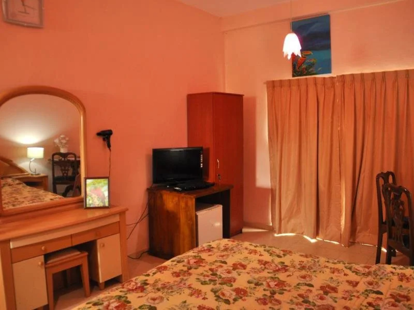 Sea Shine Beach Hotel