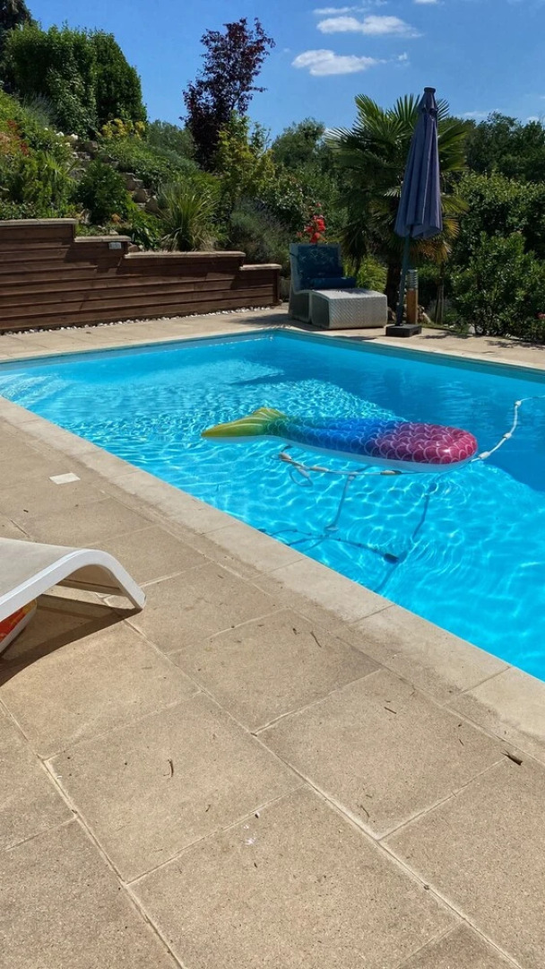Superbe appartement & piscine privée à Sens