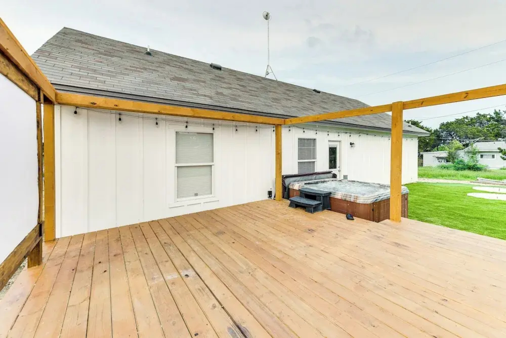 Texas Family Home w/ Hot Tub: 1 Mi to Lake Whitney