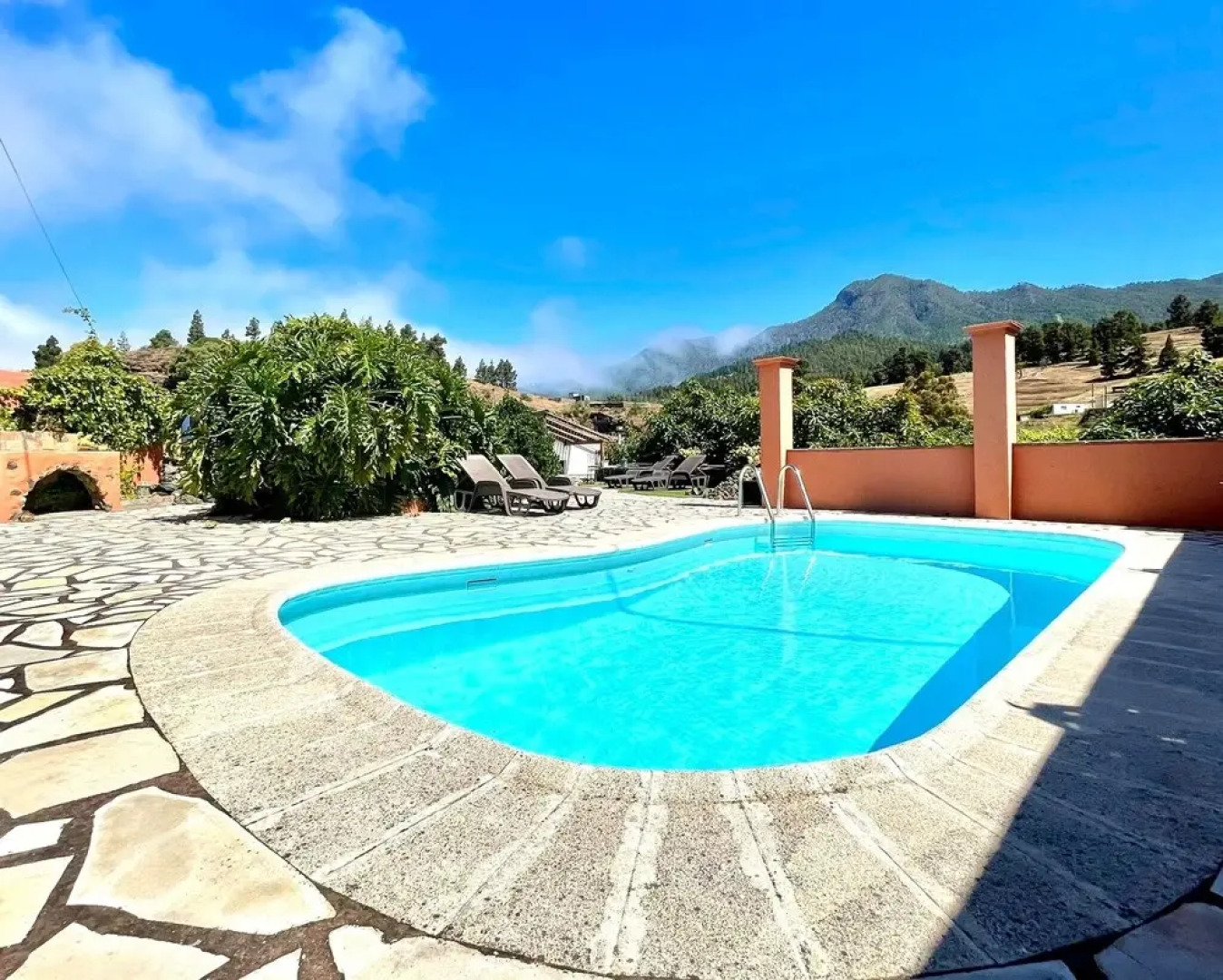 Bungalow 3 Wifi AC BBQ Vista Piscina y Montana E