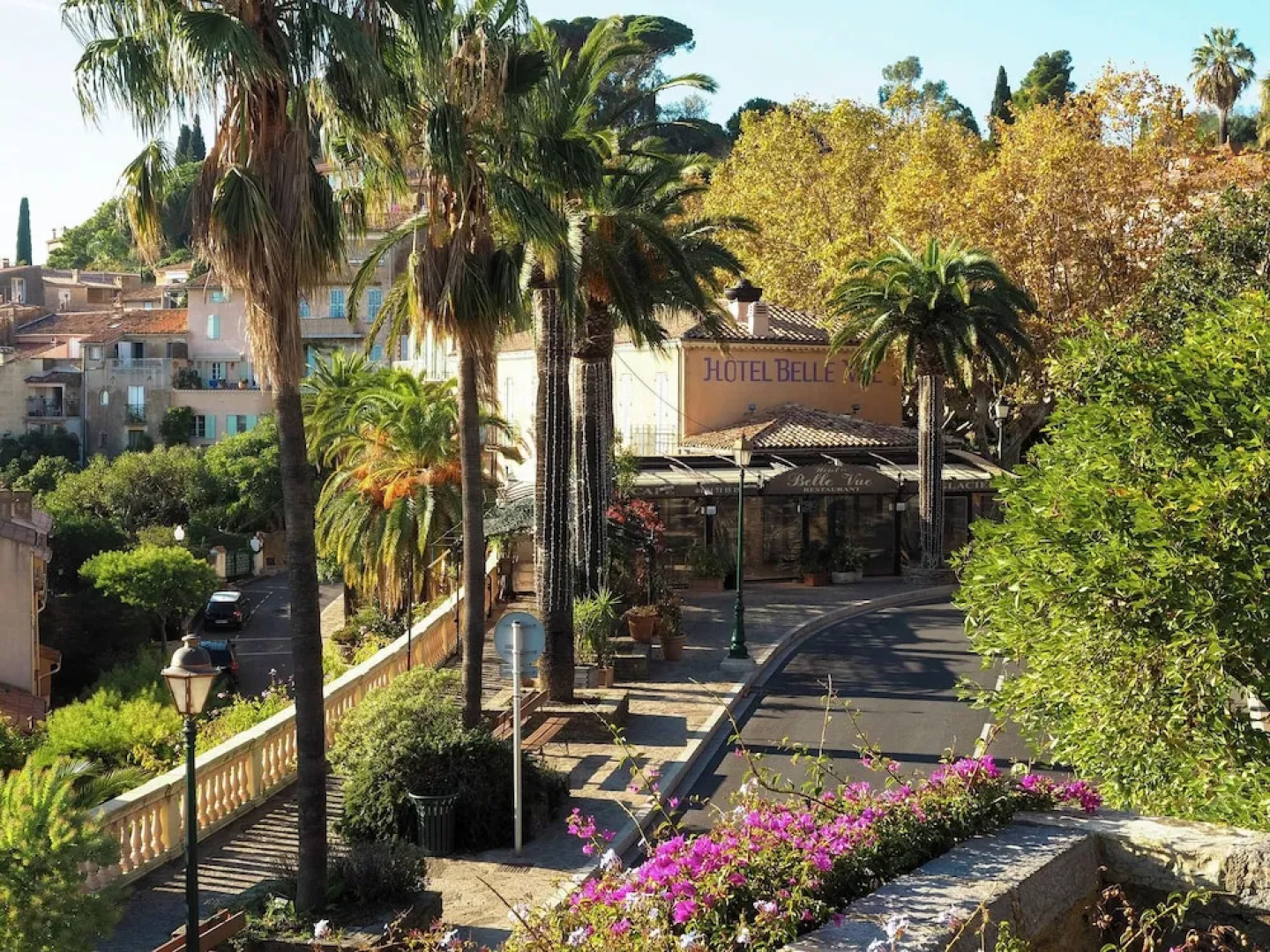 Provencal Holiday Home in Bormes-les-Mimosas with Pool