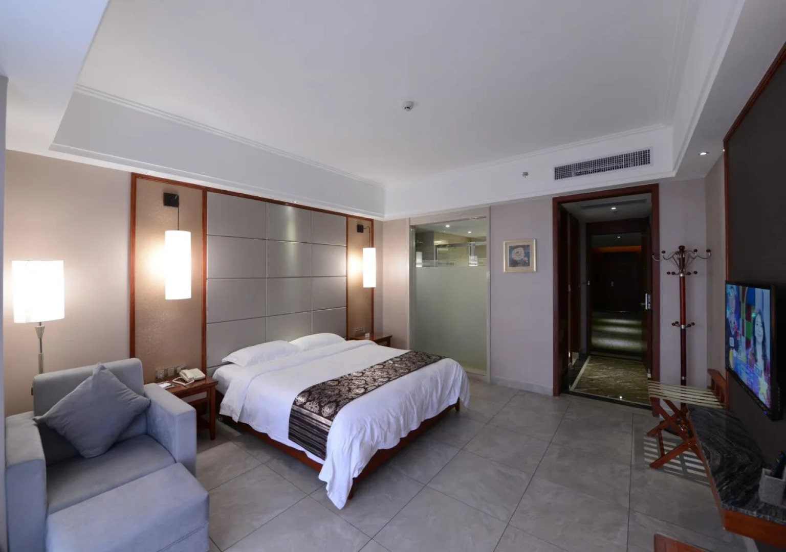 Qionghai Hao Springs Boutique Hotel
