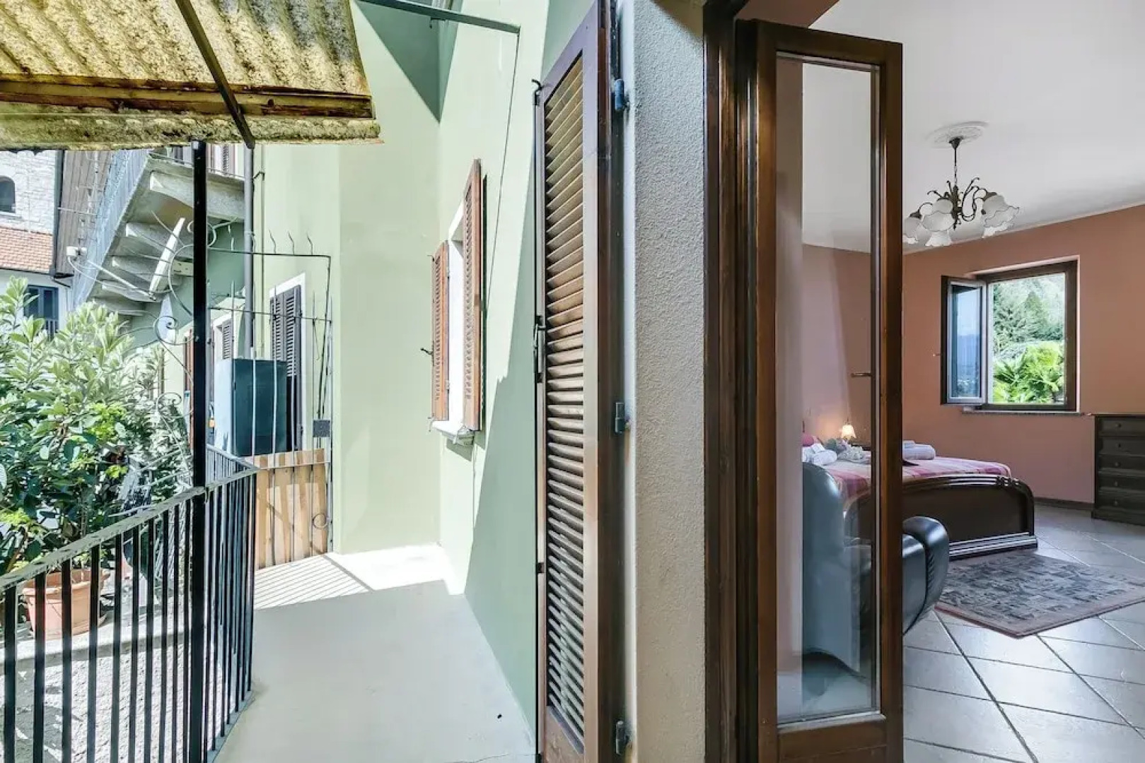 Old Pella 100m to Orta Lake