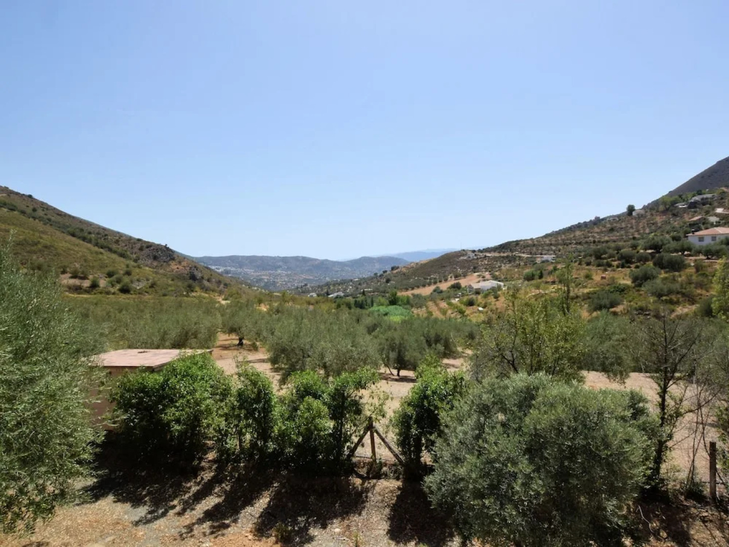 Luxurious Villa With Private Pool, Easily Accessible, in Spectacular Scenery