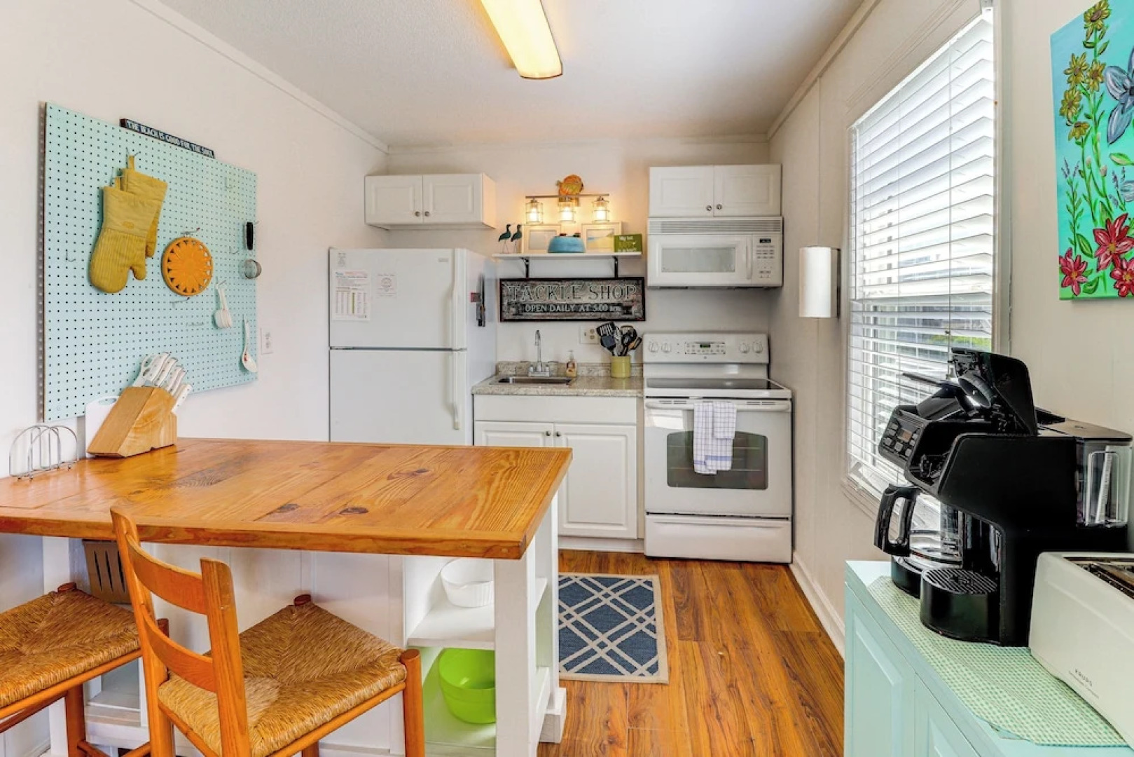 Oak Island Condo w/ Ocean View: Steps to Beach!