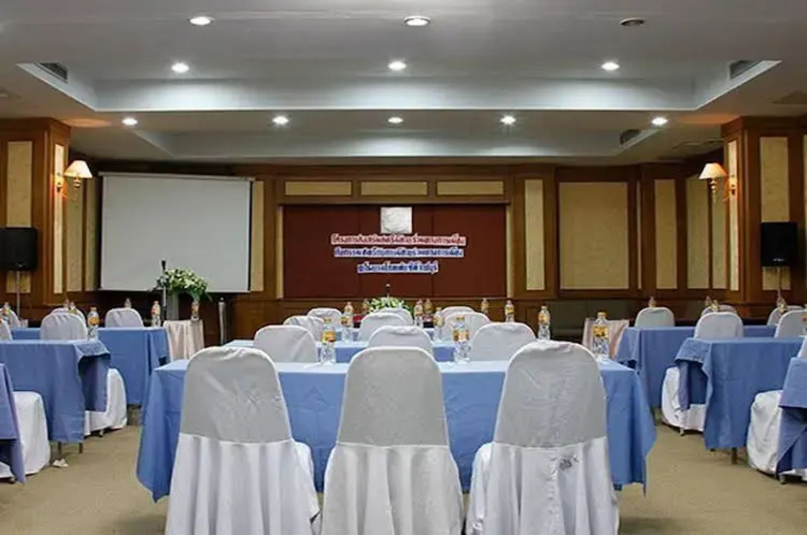 拉差布里黄金城市酒店(Golden City Hotel Ratchaburi)