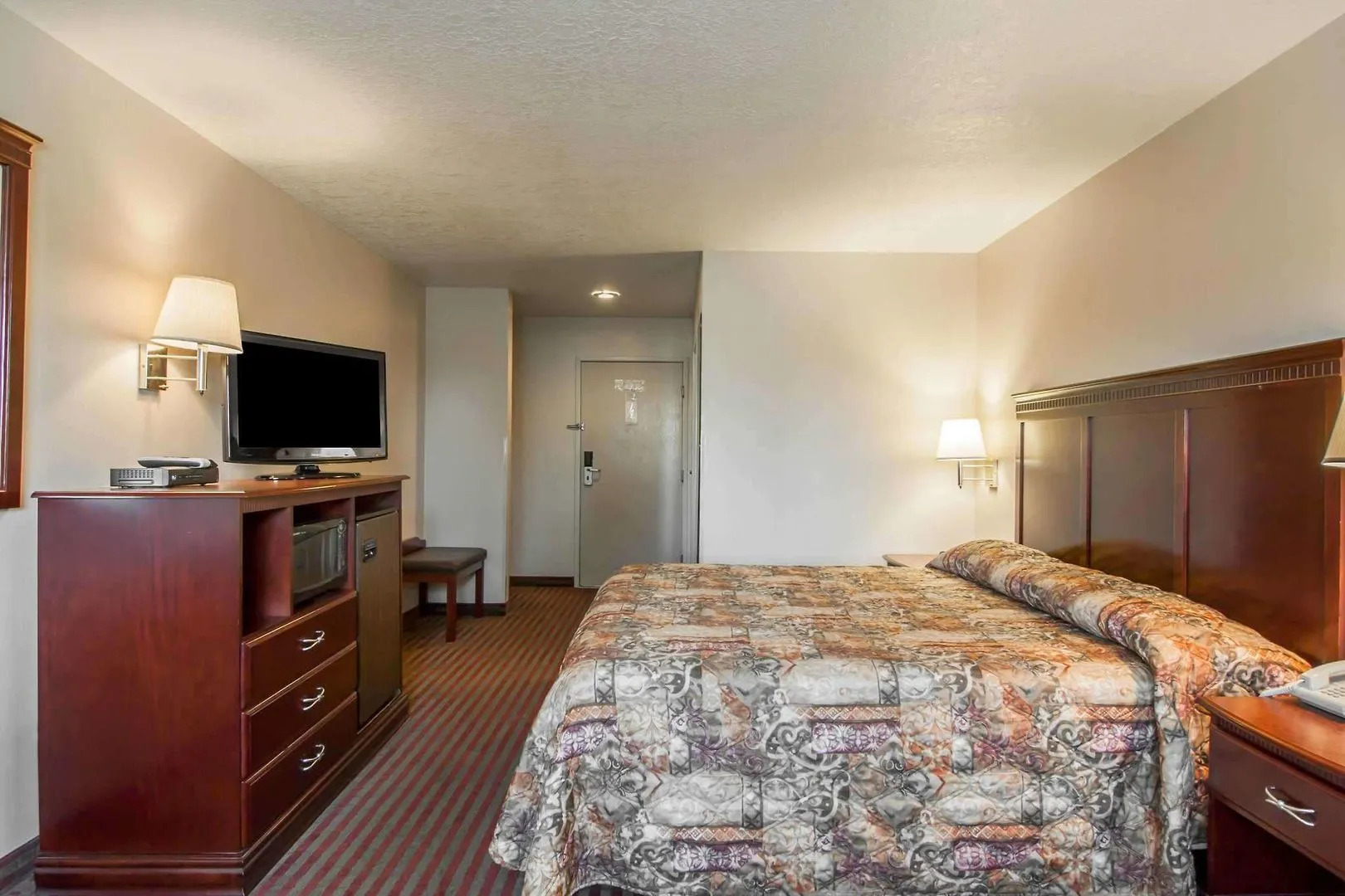 Bridgeway Inn & Suites Sublimity