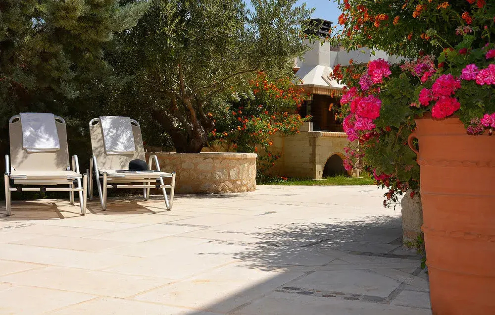 Sitia, GreeceOlive Coast Suites