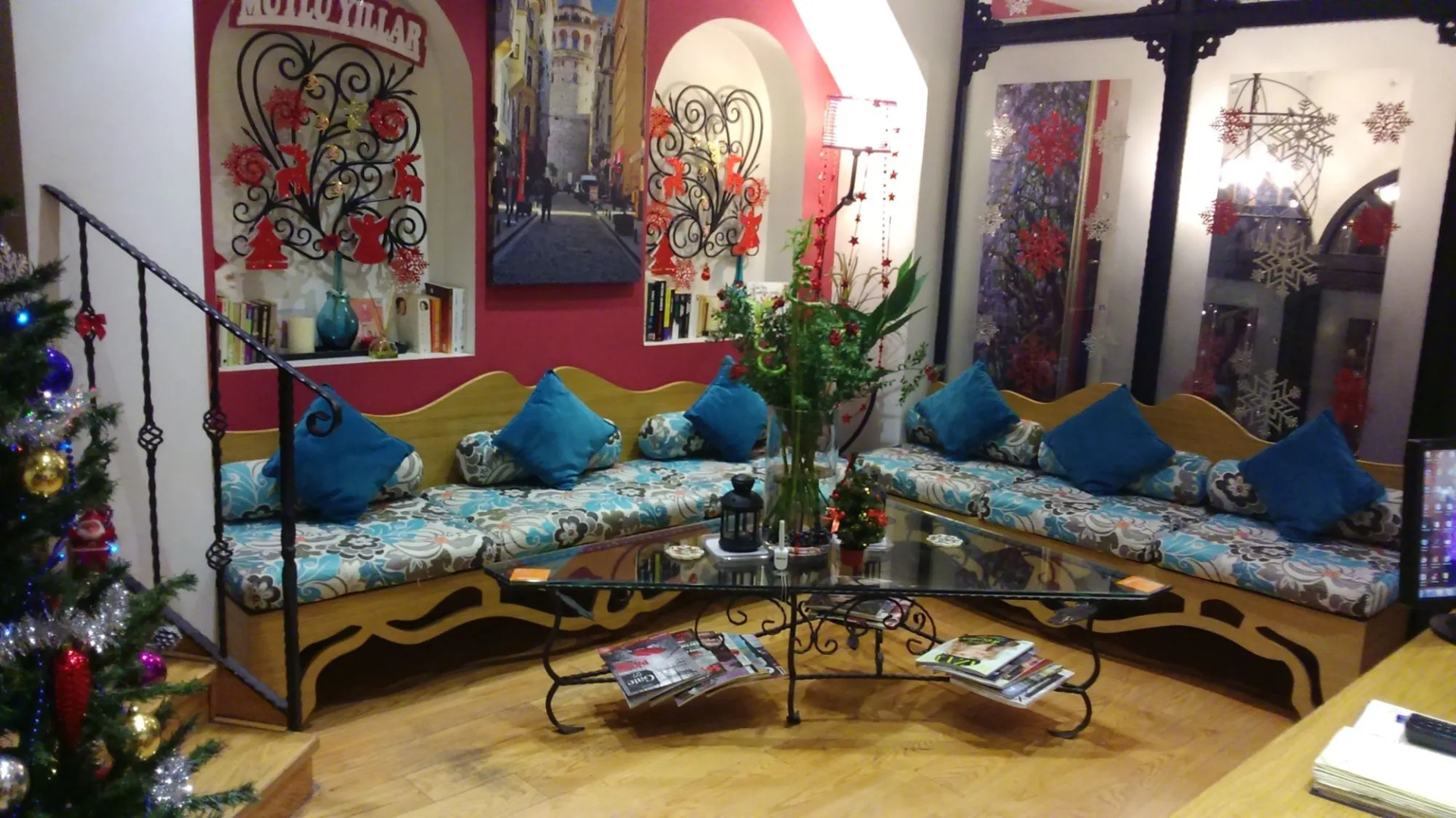 Hotel Jakaranda Istanbul