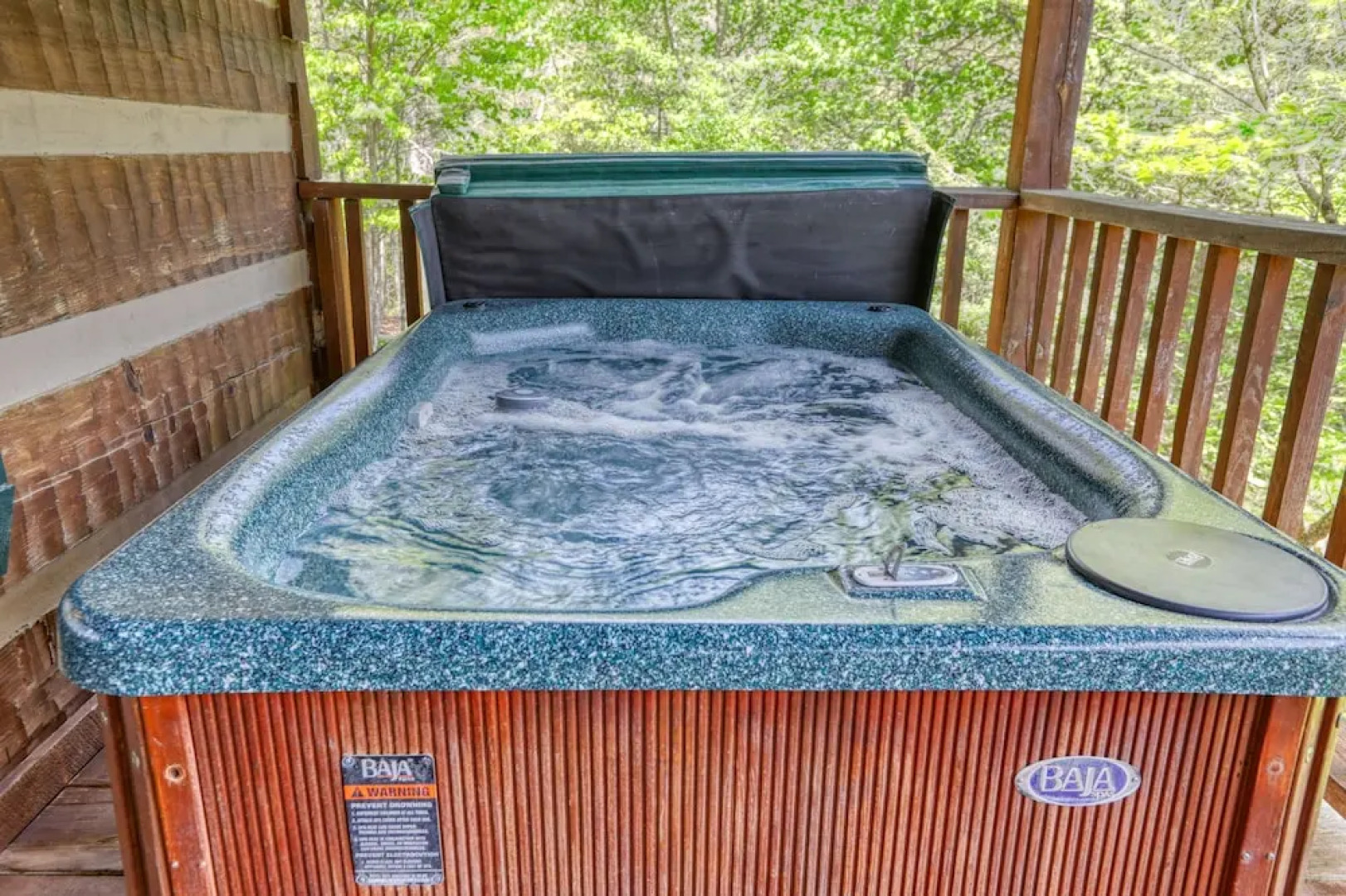 Bear Pause - 2 Bedrooms, 2 Baths, Sleeps 6 Cabin by RedAwning