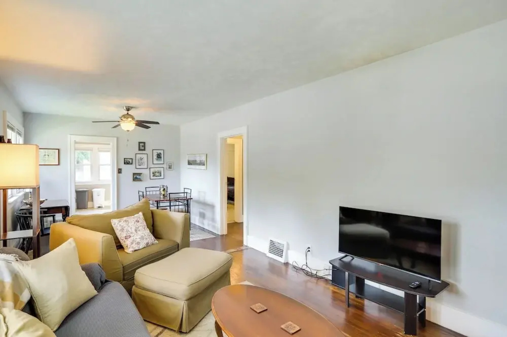 Lovely Home in South Bend: Walk to Notre Dame!