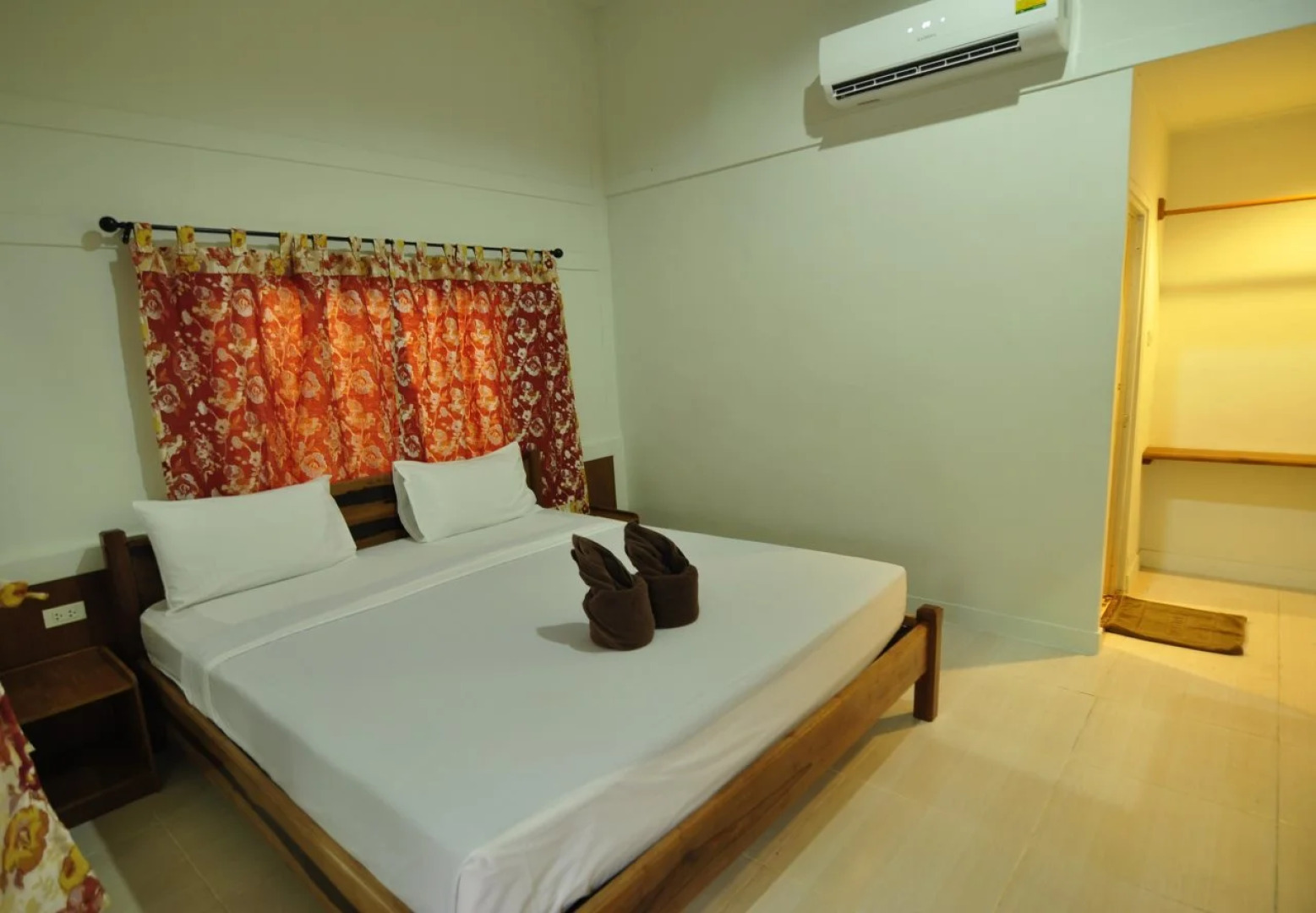 Phi Phi Twin Palms Bungalows