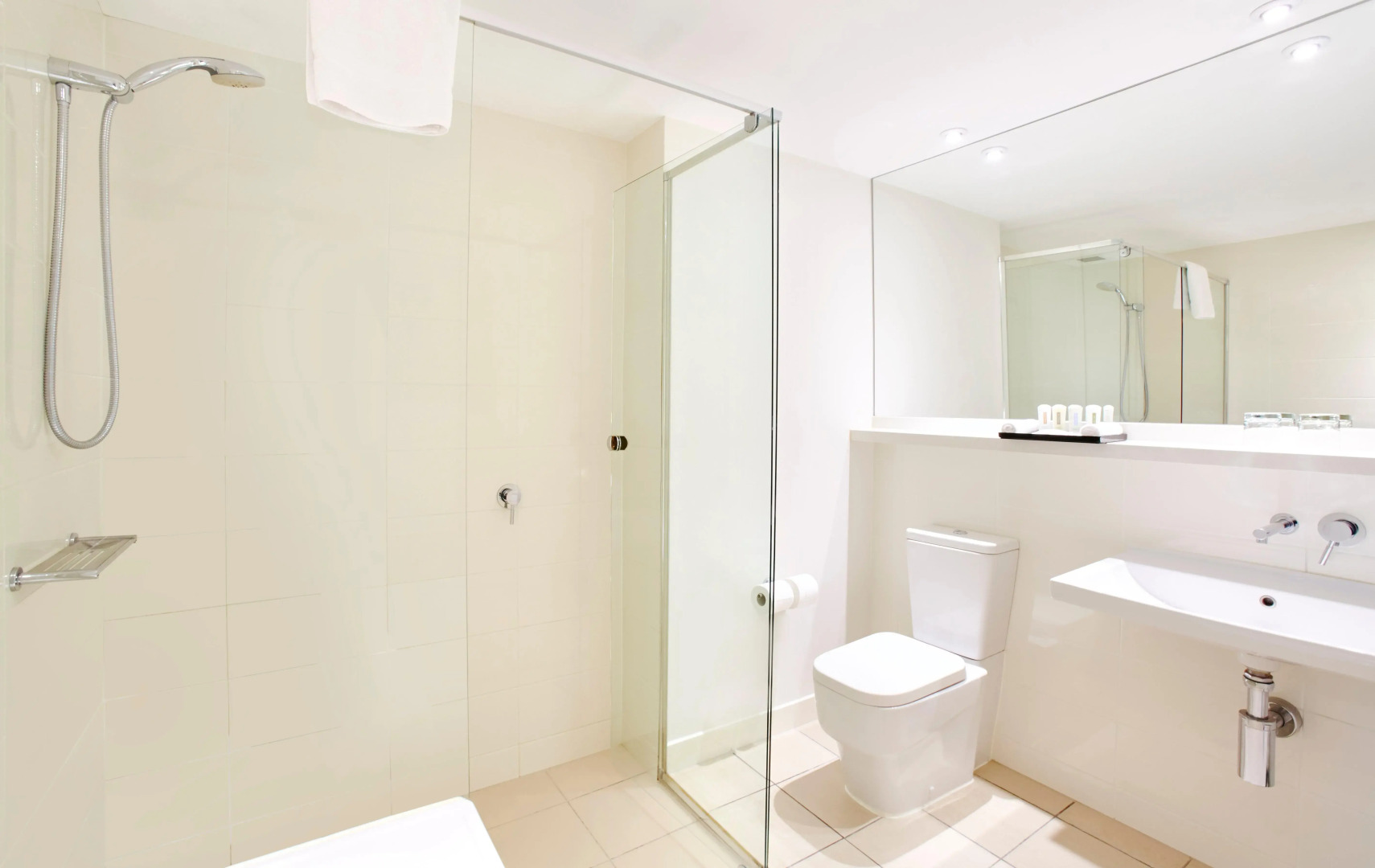 Furama Darling Harbour