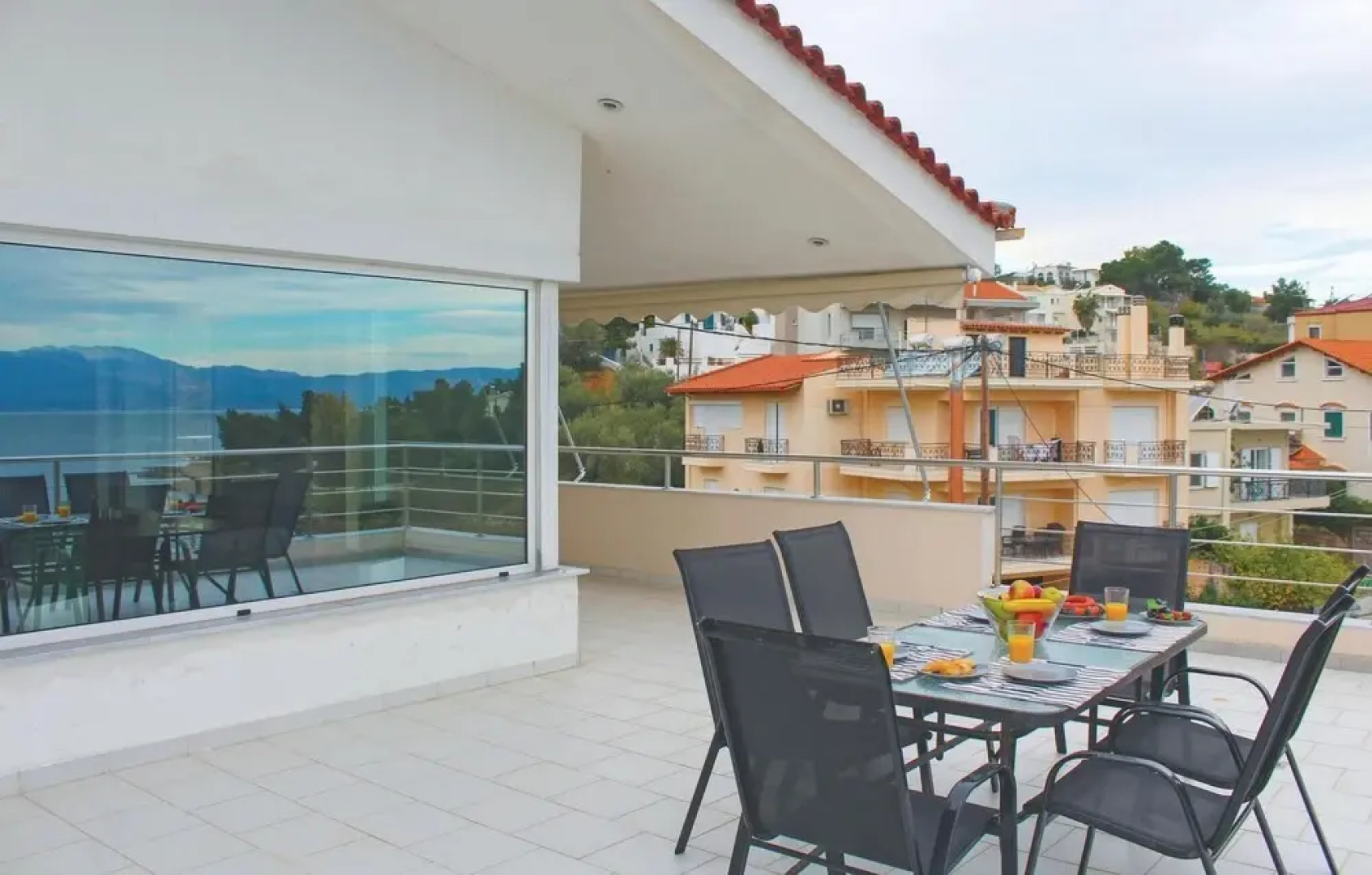 Stunning Home in Chalkida With 3 Bedrooms and Wifi
