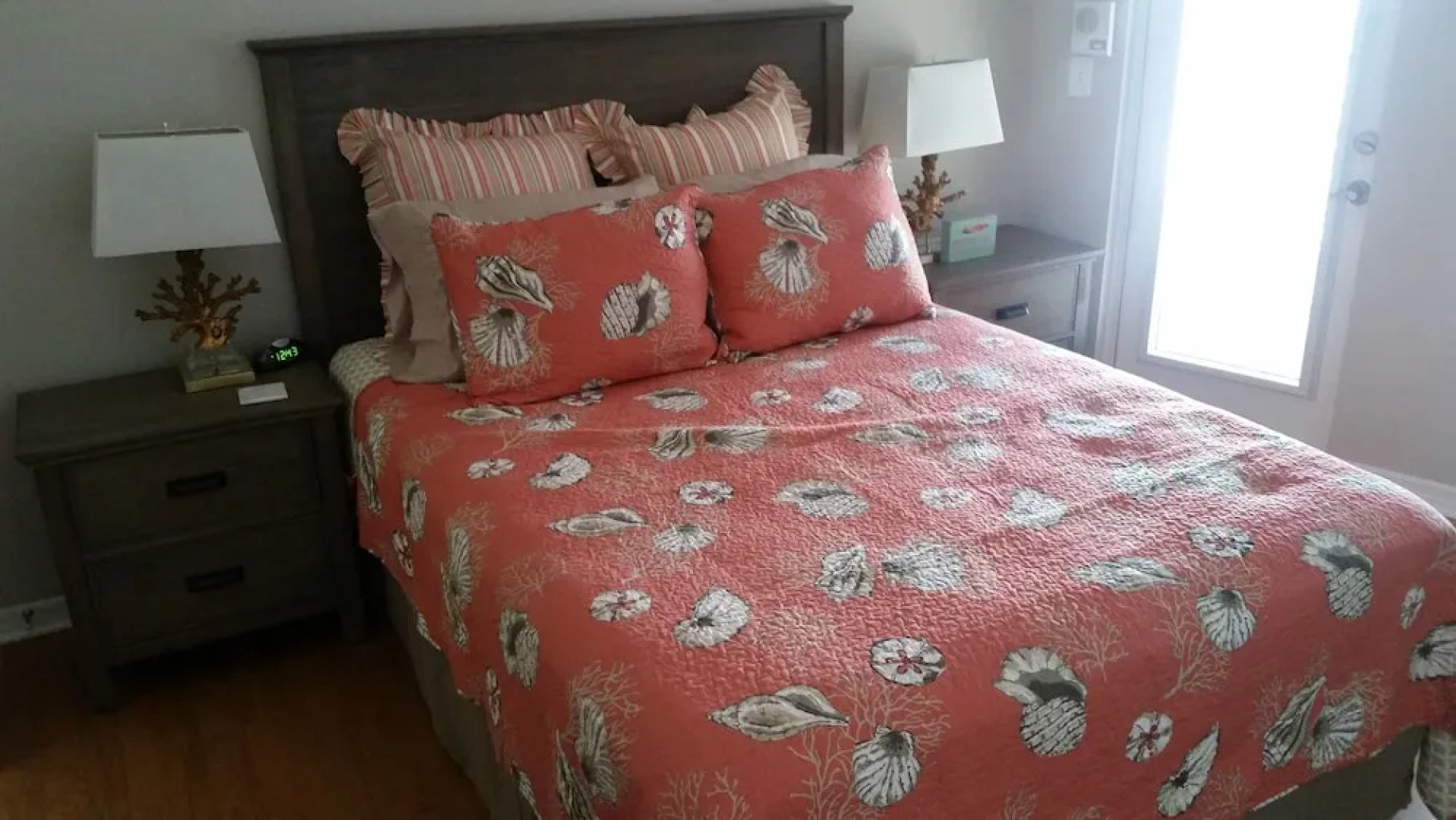 Awesome Florida Canal Home - Three Bedroom Home