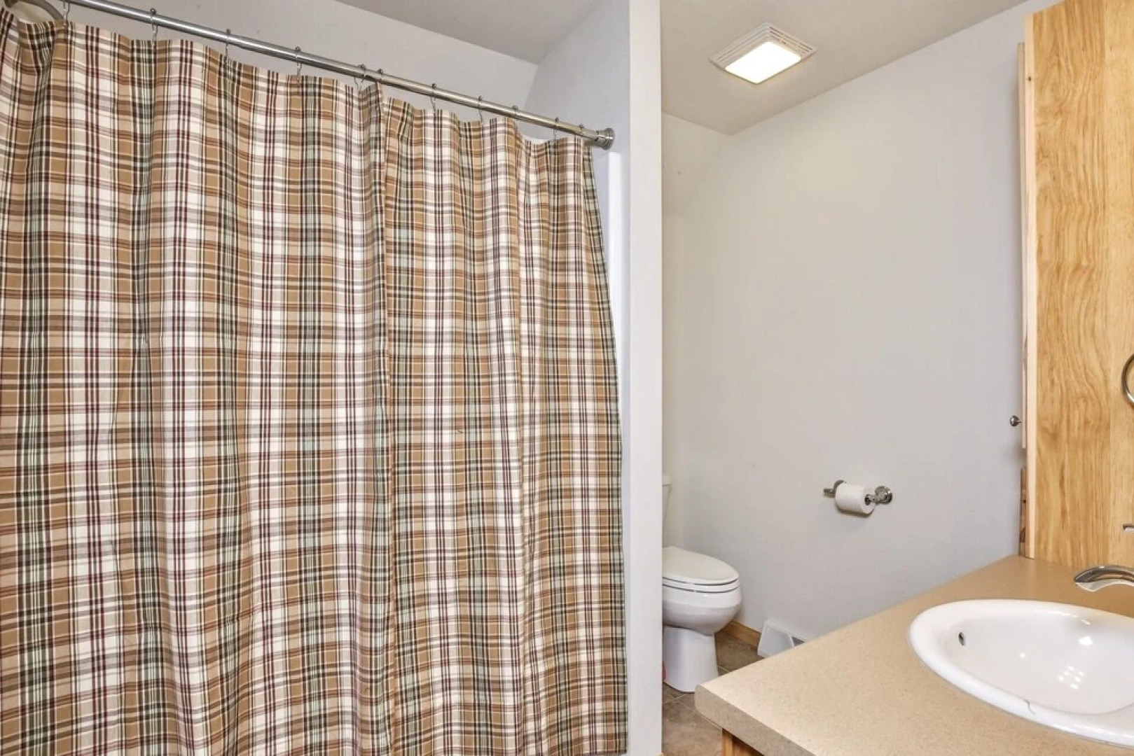 Oak Lane Lake House - Hiller Vacation S 3 Bedroom Home