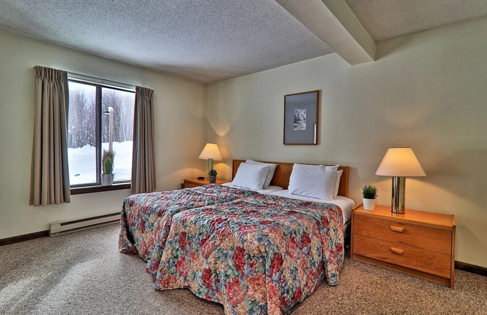 "roomy" Mountain Green 3BR Condo w/ Amenities 3b14