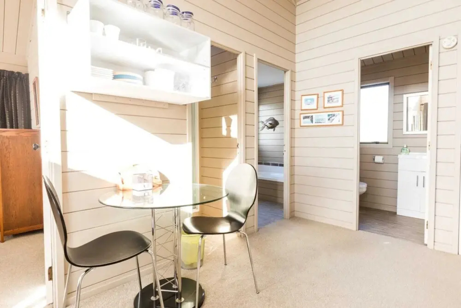 3 Bedroom Home with Harbour Views