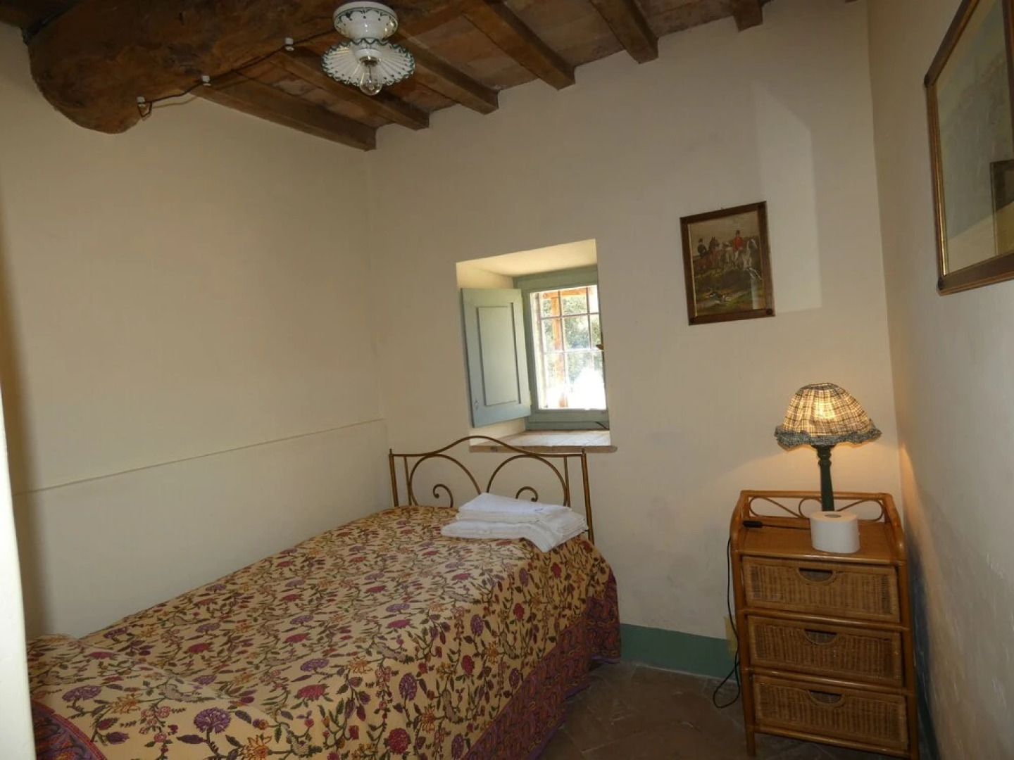 SCAPPO IN UMBRIA, Casale Monti