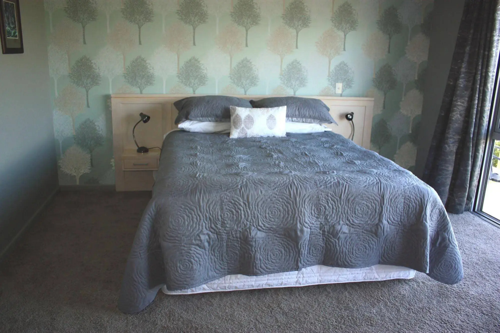 Redvale Ridge B&B
