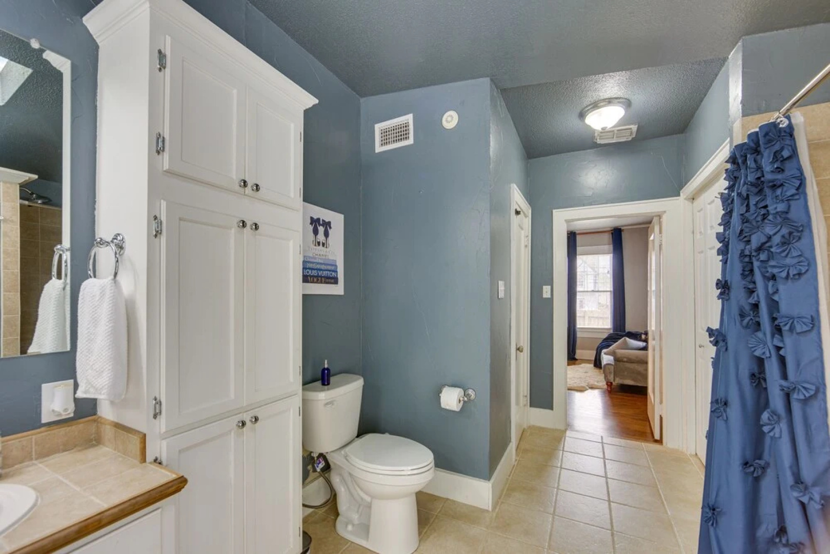 'the Pink Azalea' - Tyler Home w/ Yard + Patio!