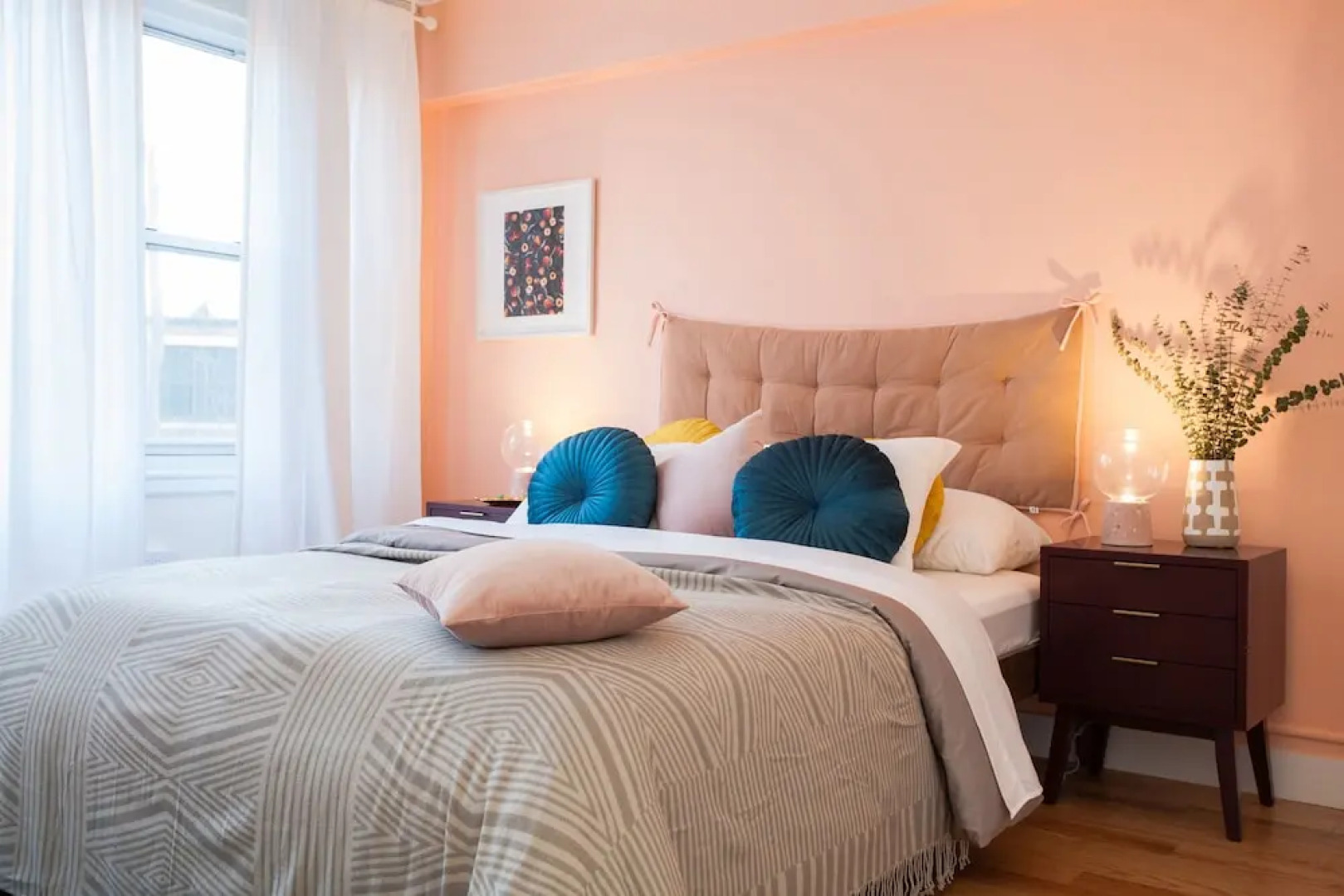 One Bedroom Apartment Near Fenway Park by Namastay