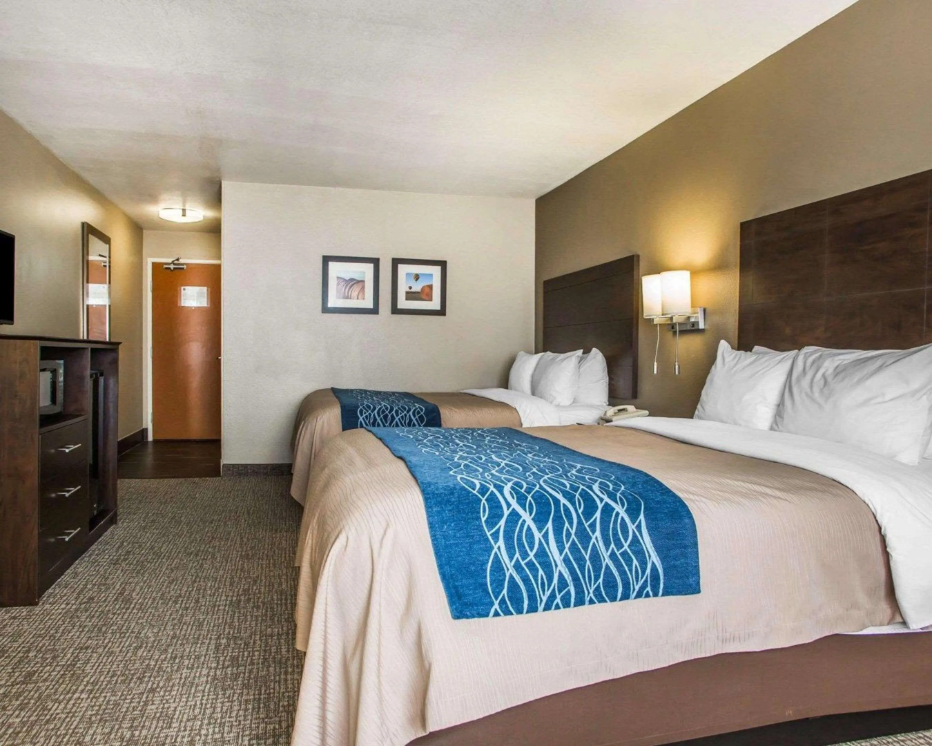 Comfort Inn & Suites Waterloo - Cedar Falls