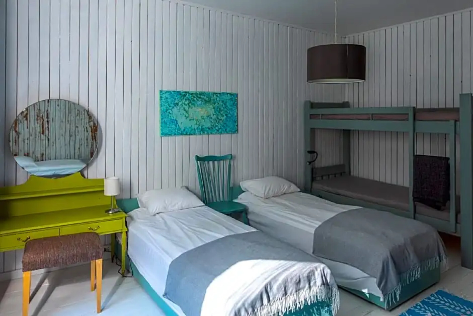 Saarj¿e puhkemaja tuba koos hommikus¿¿giga