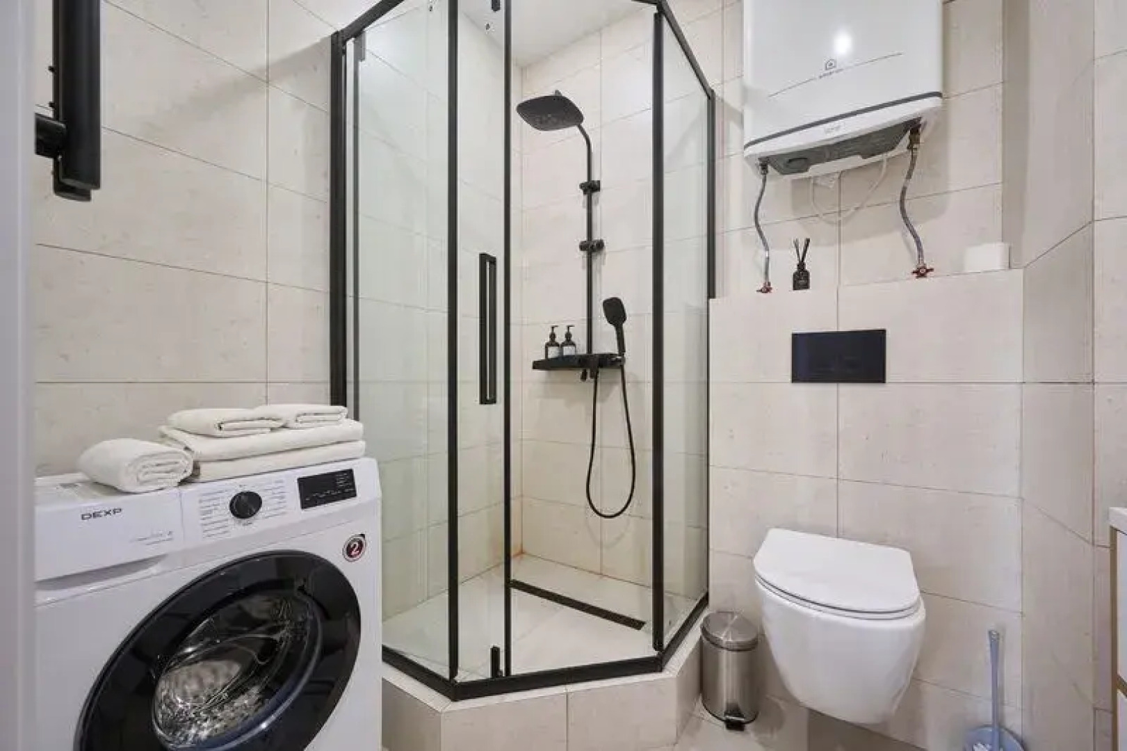 Йо Плейс на улице Героя Владислава Посадского 16/1