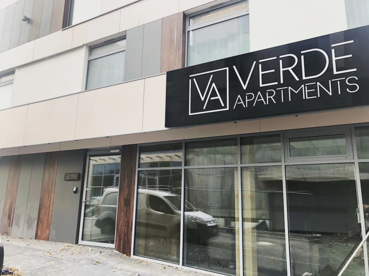 Verde Apartments