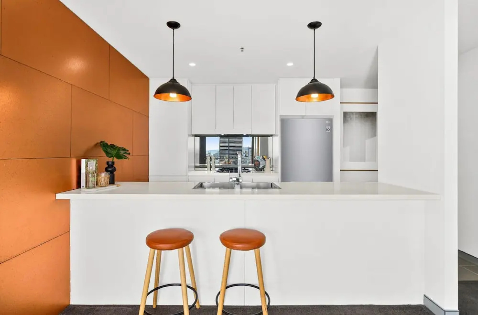 Wollongong CBD Ocean View Apartment