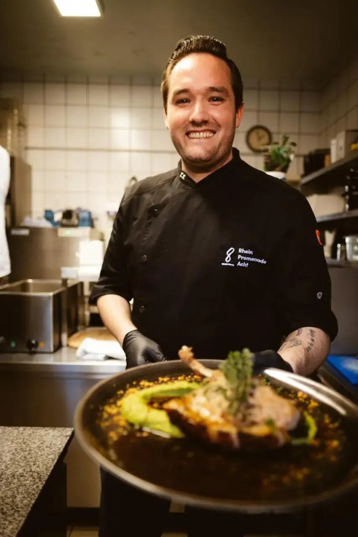 Hotel Rheinpromenade8