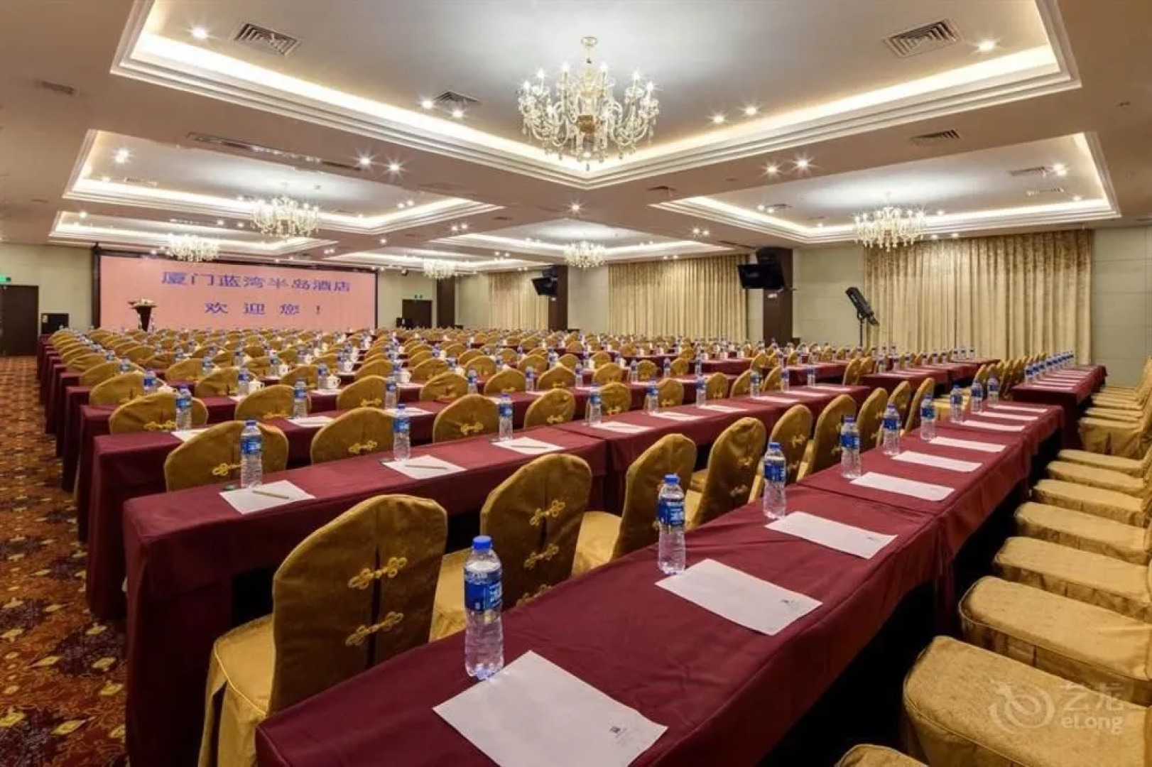 Xiamen Blue Peninsula Hotel