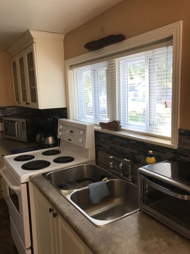 Crystal Beach Cottage And Vacations