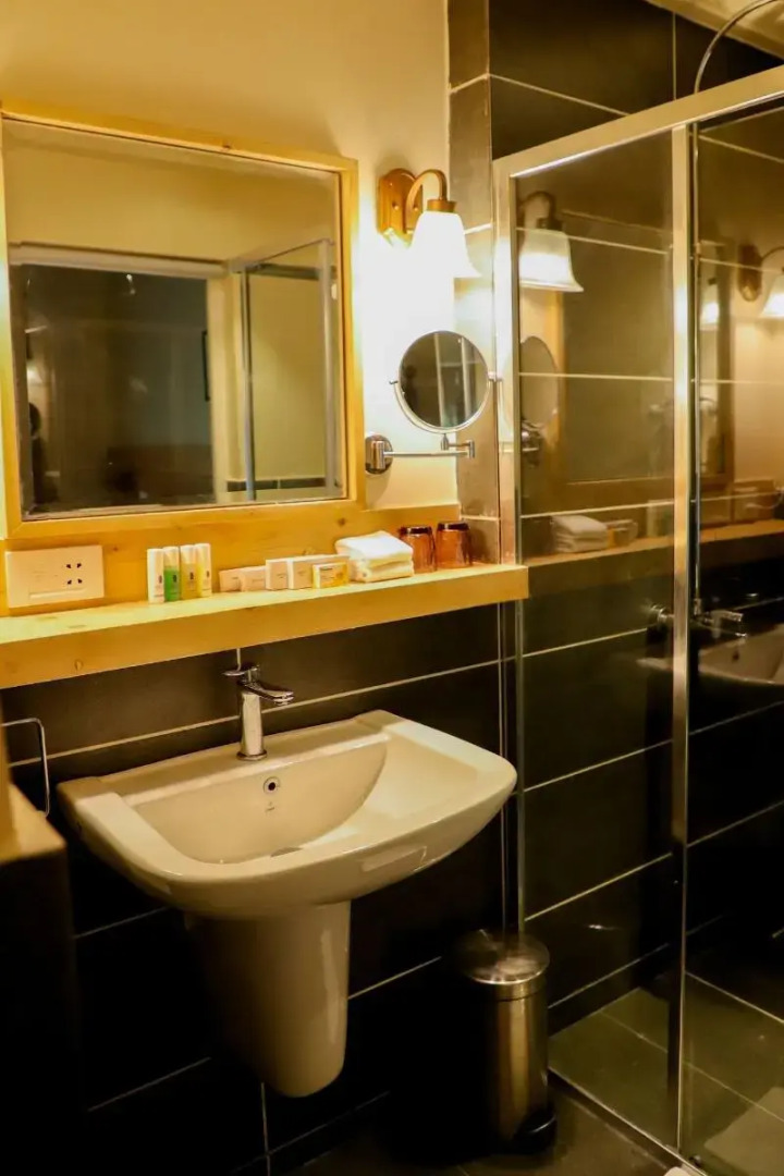 Justa Birding, Dharamshala