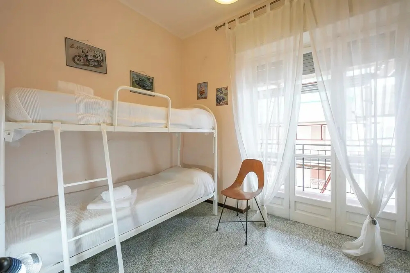 Tre Balconi Sul Mare Beach