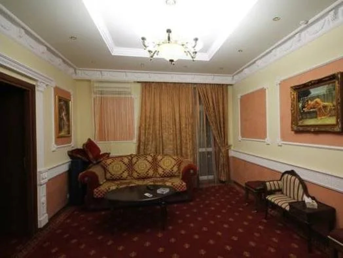 Urartu Hotel