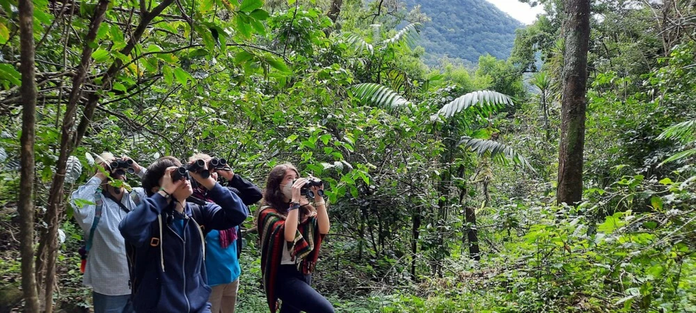 Casa Buen Aventura, Panajachel, Solola, Guatemala - Casa de Campo Familiar