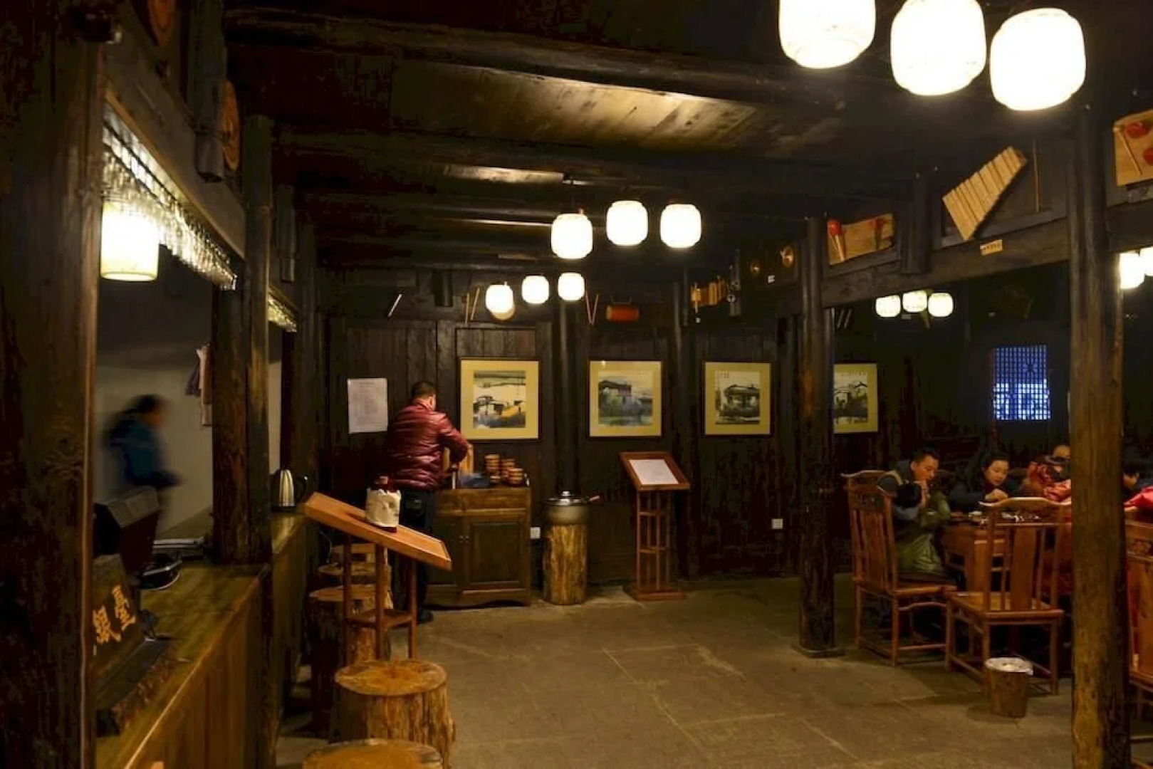 Emeishan Ziranxing Dujiabieyuan Hotel