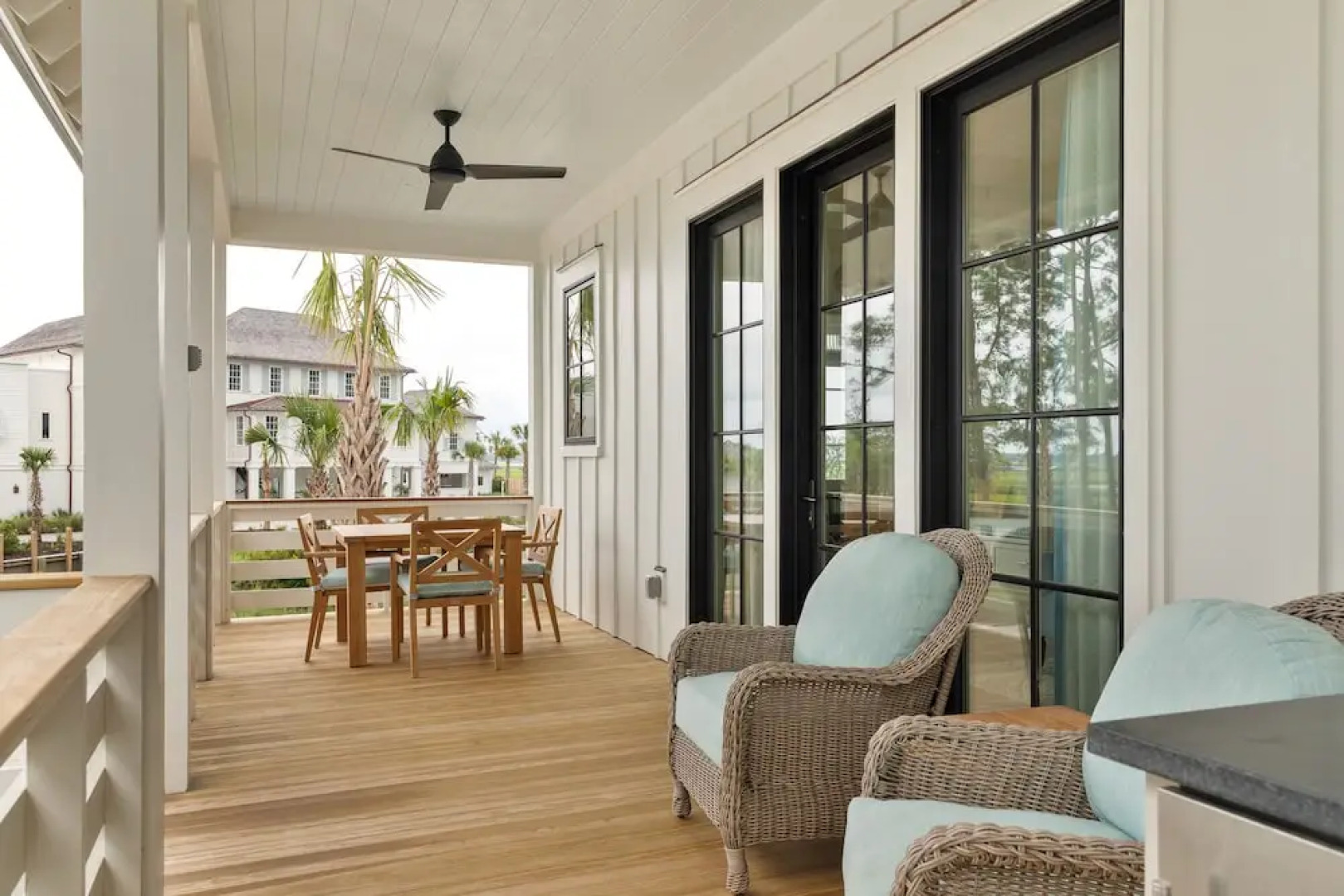 The Dunlin, Auberge Collection