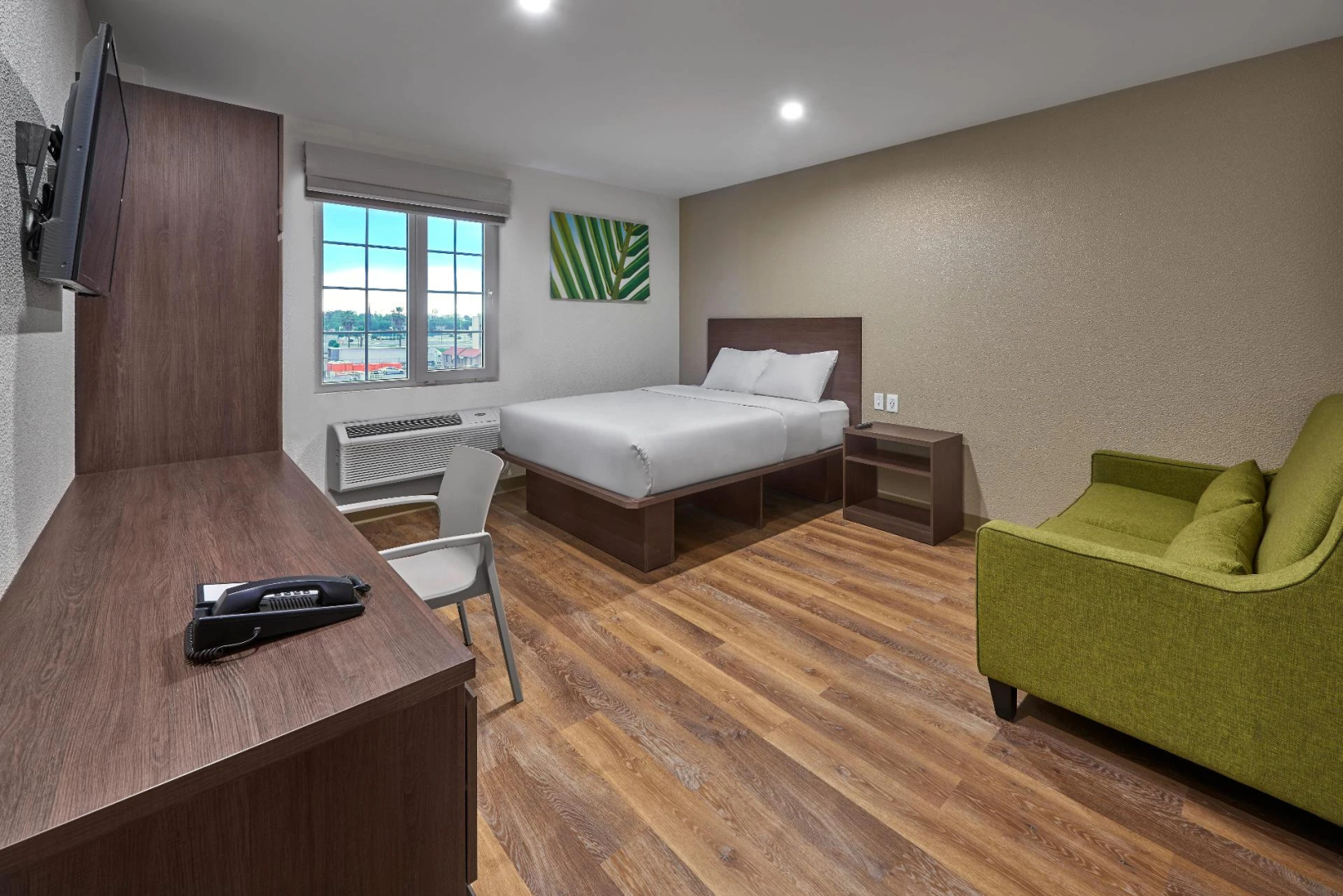 Extended Suites Celaya Galerías