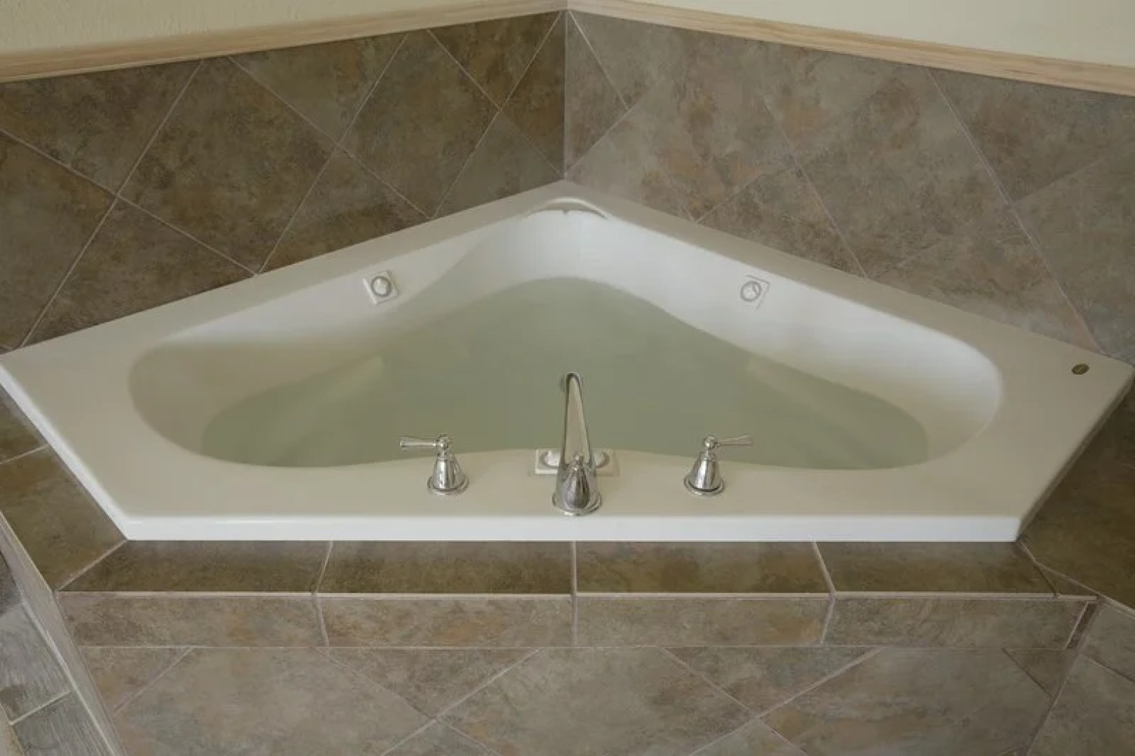 Super 8 by Wyndham Picayune