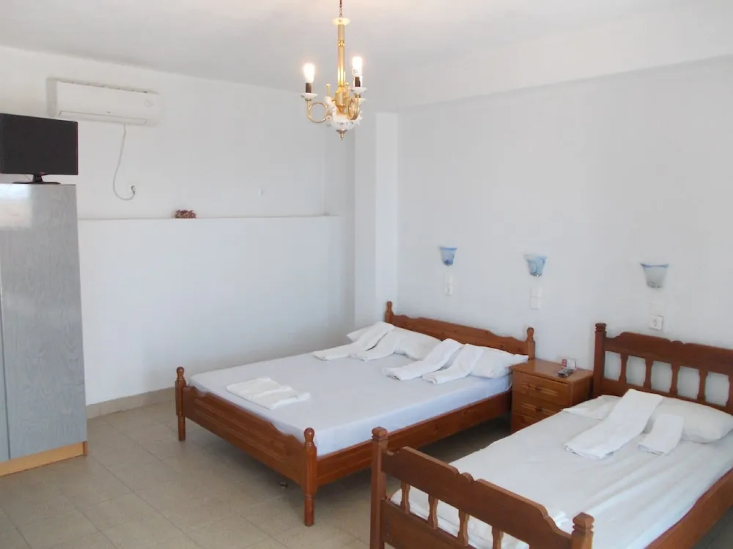 Zacharo Rooms Thirasia