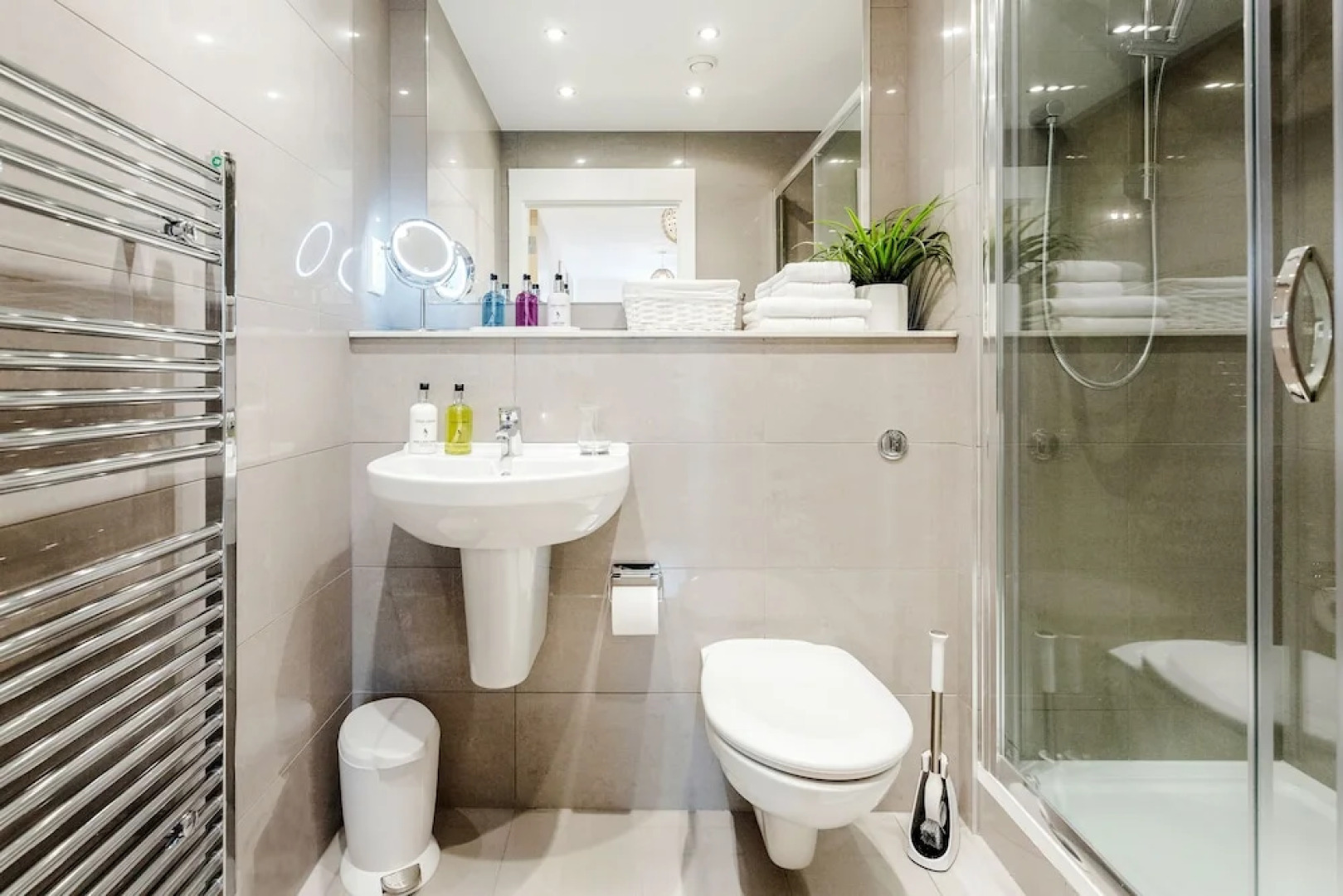 Superior Apartment Bracknell Centre